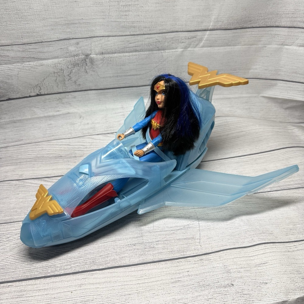 Mattel DC Super Hero Girls Wonder Woman & Invisible Jet & Doll